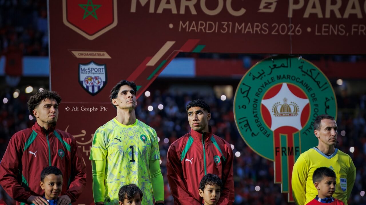 Neil El Aynaoui, Yassine Bounou und Achraf Hakimi vor einem Marokko-Freundschaftsspiel