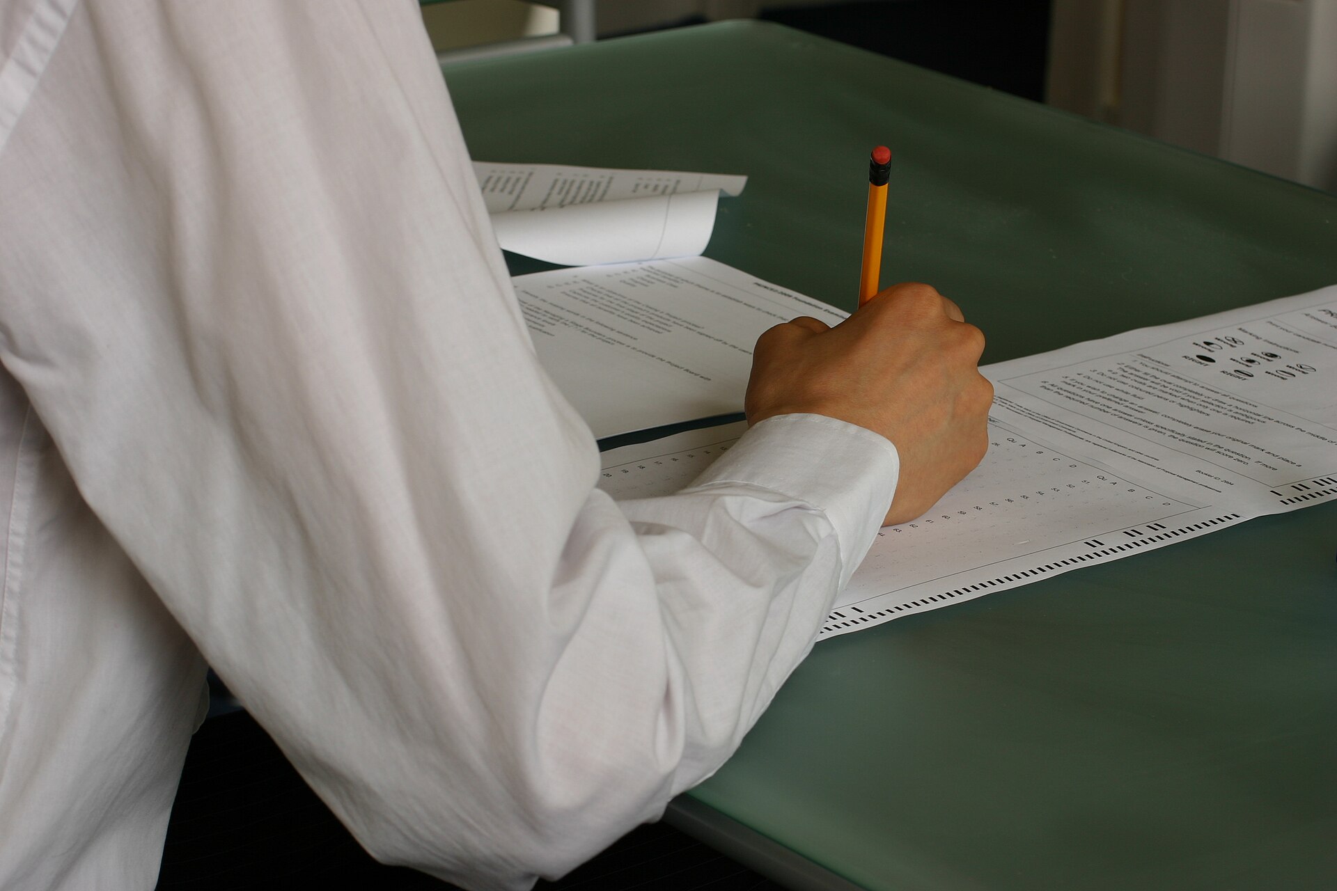 Rekordbilanz: 1.667 Gefängnisinsassen bestehen Abitur 2026