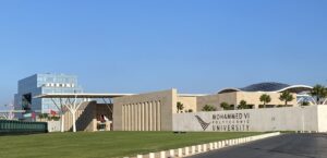 Eingang des Campus der Mohammed VI Polytechnischen Universität (UM6P) in Rabat, einem Zentrum von Marokkos KI-Forschung