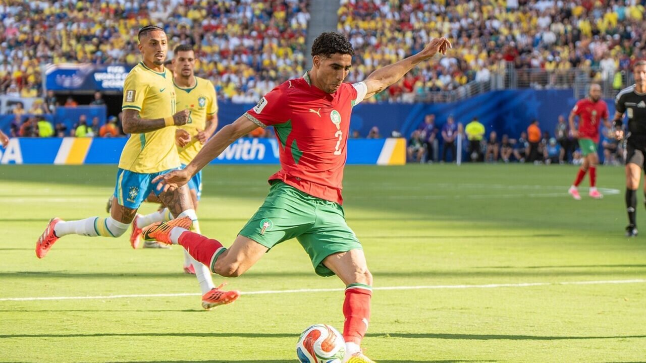 Achraf Hakimi im marokkanischen Nationaltrikot bei der Fußball-WM 2026 gegen Brasilien