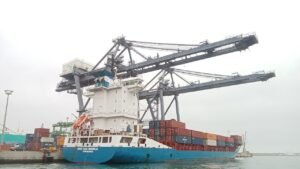 Containerschiff CMA CGM Dakhla wird im Hafen von Casablanca beladen (Symbolbild)