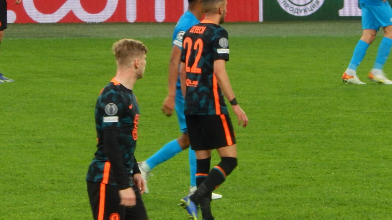 Hakim Ziyech im Trikot des FC Chelsea beim Champions-League-Spiel gegen Zenit St. Petersburg 2021