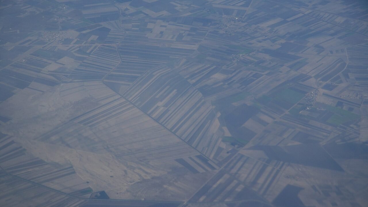 Luftaufnahme landwirtschaftlich genutzter Felder in Marokko